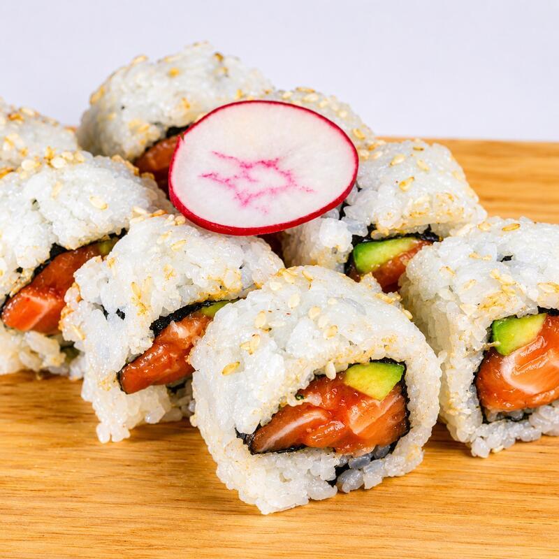 Spicy Salmon Roll